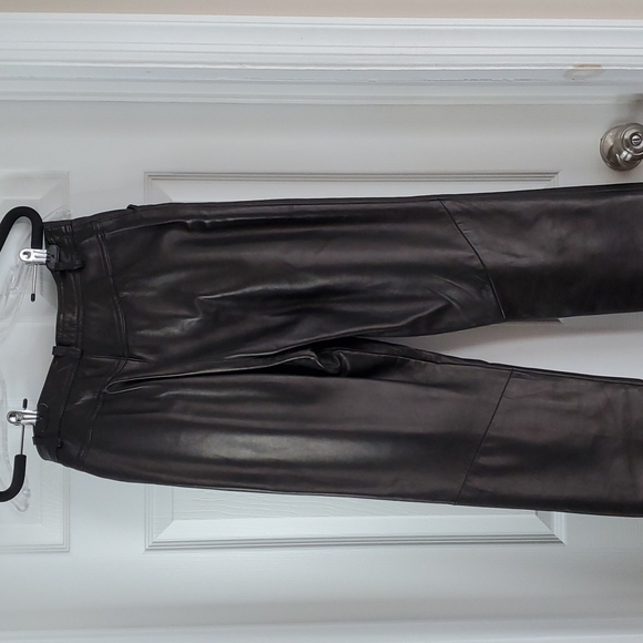 Danier leather sz 8 (vintage?) lined leather pants. Perfect condition!! - Picture 6 of 13